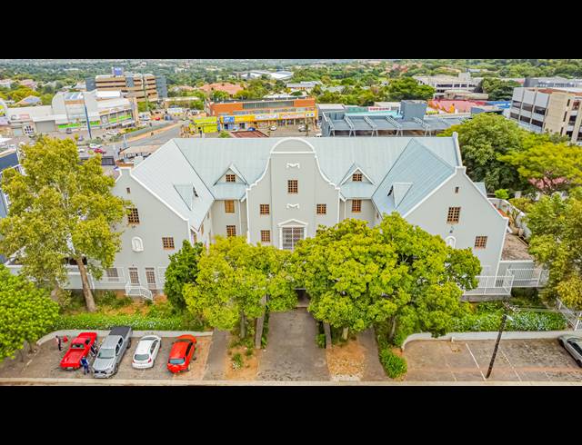 1,702M² OFFICE FOR SALE IN KENSINGTON B